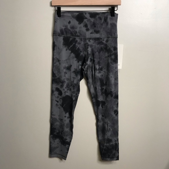 lululemon Align HR Leggings 25” Size 8 - Picture 1 of 4